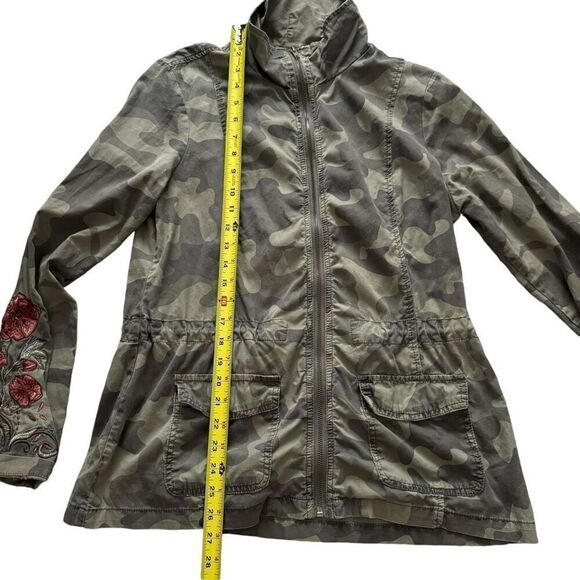 Ashley by 26 International Downtown Collection Medium Utility Jacket Green Camo - Picture 9 of 13